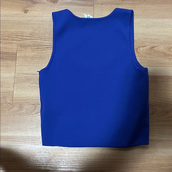Women's Blue Sleeveless Top - Picture 4 of 4